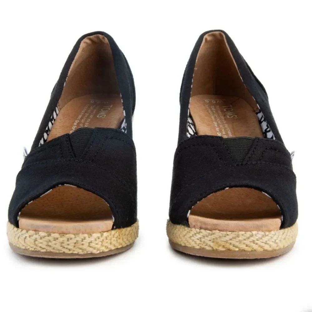 TOMS CLASSIC CANVAS WEDGE SANDAL - Picture 11 of 16
